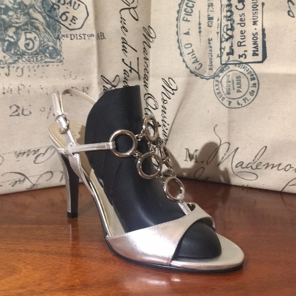 Ellen Tracy silver selina sandal - Picture 2 of 5